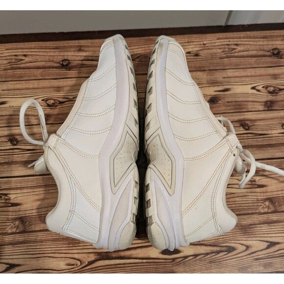 Nike Women's Air VXT 310215-101 Triple White Running Shoes Sneakers Size 8 - Picture 7 of 8